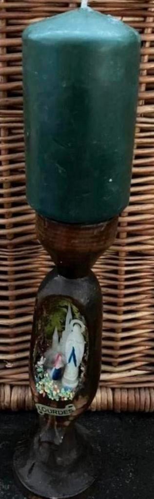 Lourdes houten mooie kandelaar met kaars, Ophalen of Verzenden