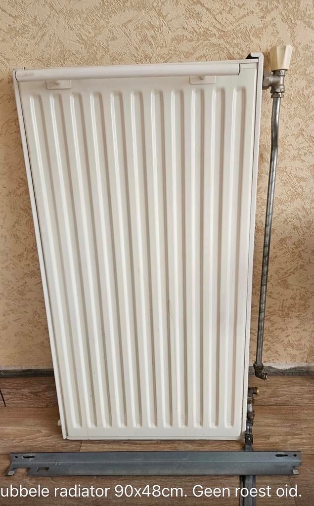 Dubbele radiator 90x48cm, Ophalen, Gebruikt, Radiator, 60 tot 150 cm