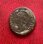 Romeinse munt 4e eeuw Keizer gehelmd AE, Ophalen of Verzenden, Overige landen, 2 euro