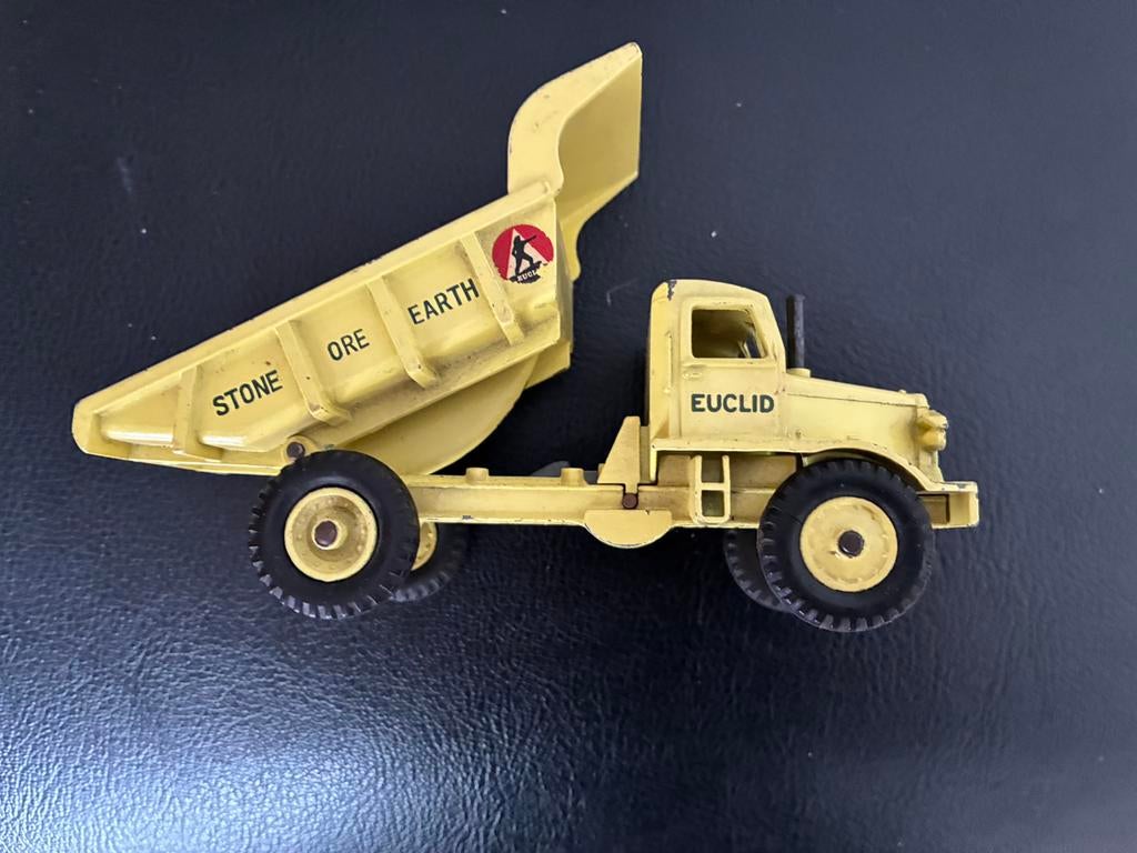 Dinky toys 965 dump truck, Ophalen of Verzenden, Zo goed als nieuw, Auto, Dinky Toys