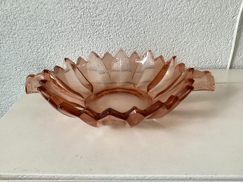 Art Deco Schaal (Roze persgas), Antiek en Kunst, Ophalen of Verzenden