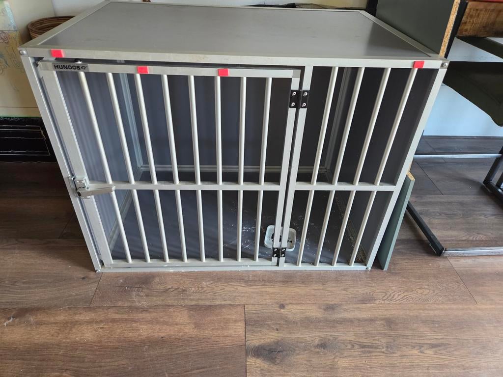 Bench merk hundos, Ophalen, Zo goed als nieuw