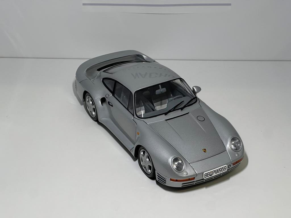 ≥ Porsche 959 | Exoto/Motorbox | schaal 1:18 | Nieuwstaat