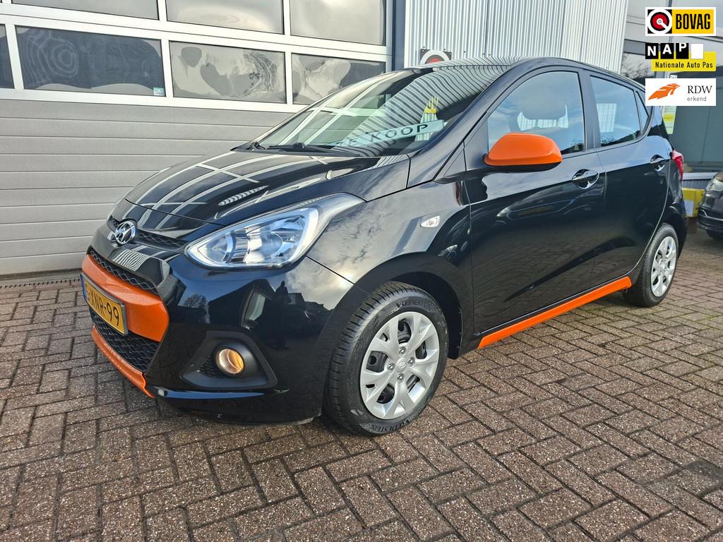 Hyundai I10 1.0i i-Motion Comfort Automaat Airco, Euro 5, Gebruikt, 31 €/maand, Zwart