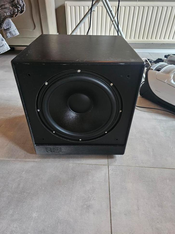 REL Q100E actieve subwoofer - Werkt perfect!, Audio, Tv en Foto, Luidsprekers, Gebruikt, Subwoofer, Overige merken, Ophalen