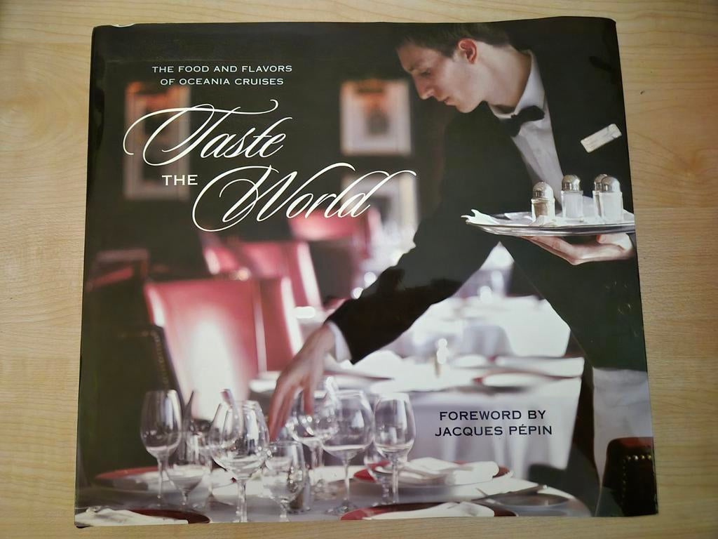 Taste The World - The Food and Flavors of Oceania Crui, Boeken, Ophalen of Verzenden, Zo goed als nieuw