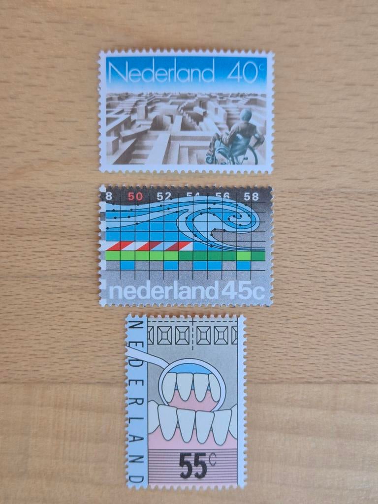 Nederland 1977 herdenkingsserie, Postzegels en Munten, Postzegels | Nederland, Ophalen of Verzenden, Na 1940, Postfris