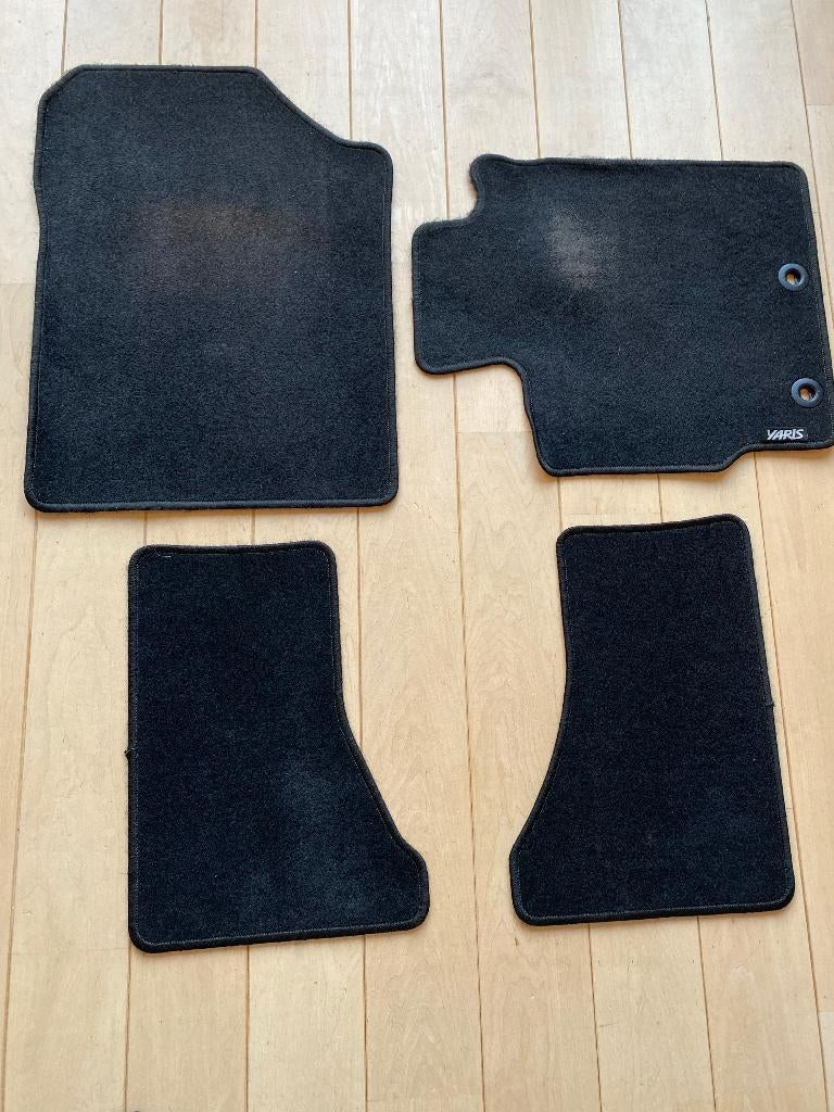 Automatten Toyota Yaris, Ophalen of Verzenden, Gebruikt