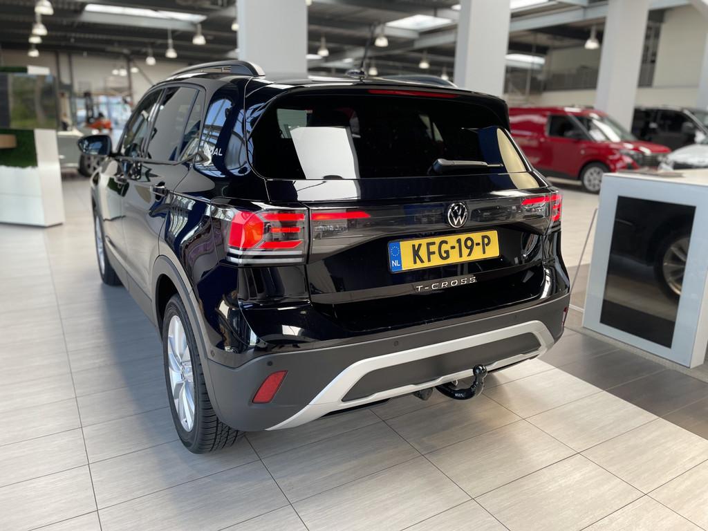 Volkswagen T-Cross TSI Goal Edition 115pk | Trekhaak | Stoel, Gebruikt, 116 pk, Zwart, Bedrijf