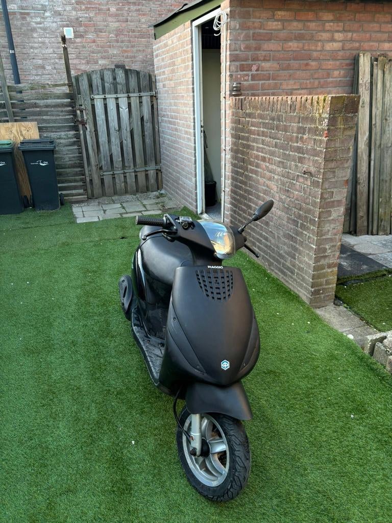 Piaggio Zip 50cc 4T Scooter - Zwart, Ophalen of Verzenden, Gebruikt, Overige typen, Piaggio