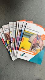 Boeken Helpende Zorg en Welzijn niveau 2 - Vakgericht, Boeken, Ophalen of Verzenden, Zo goed als nieuw, MBO