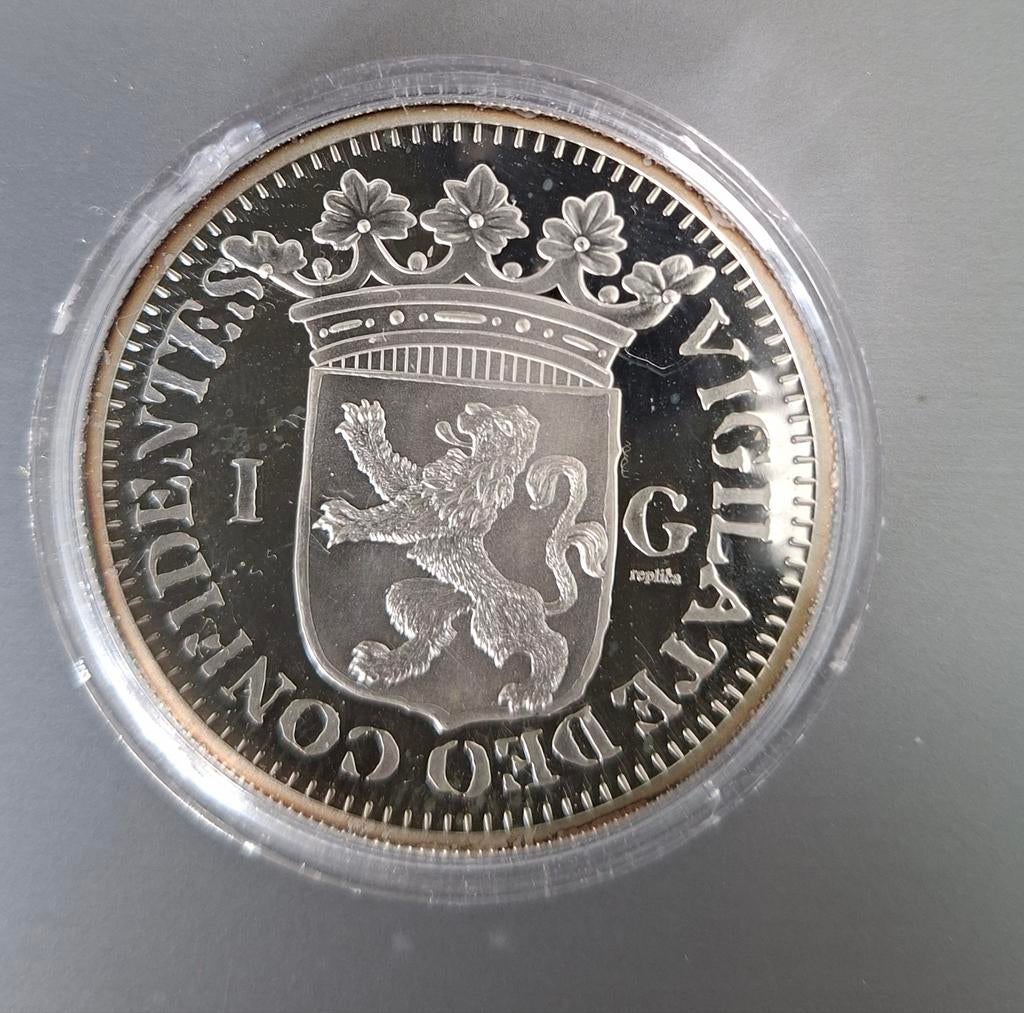 Zilveren dukaat replica 1680, Ophalen of Verzenden