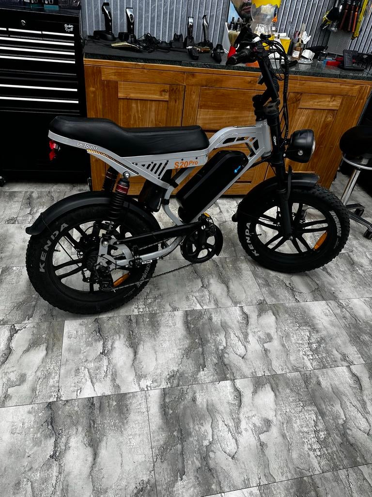 Bruiloft voor een super RX 73, Fietsen en Brommers, Elektrische fietsen, Ophalen of Verzenden, Zo goed als nieuw, Overige merken