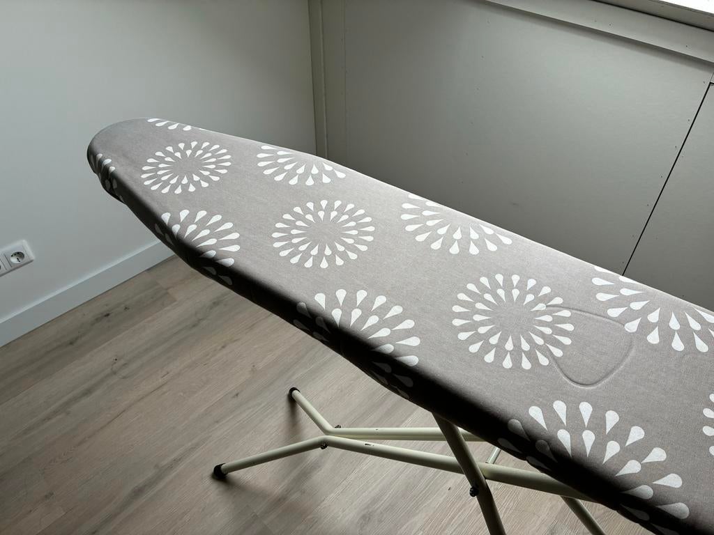 Strijkplank, Ophalen, Gebruikt