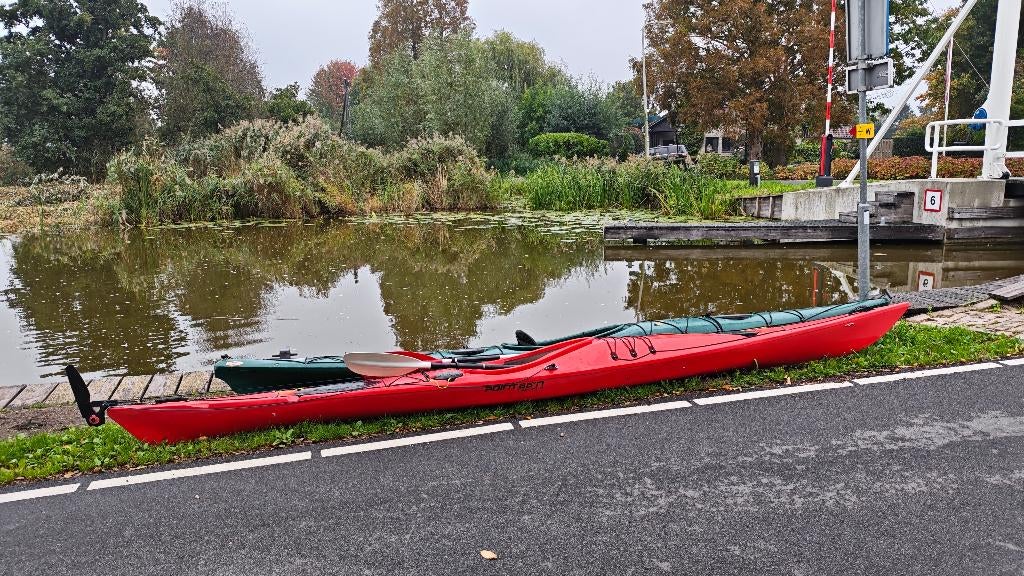 Een mooie Point 65 Crunch Rocker kajak met roer, Ophalen, Gebruikt, Eén persoon, Kajak