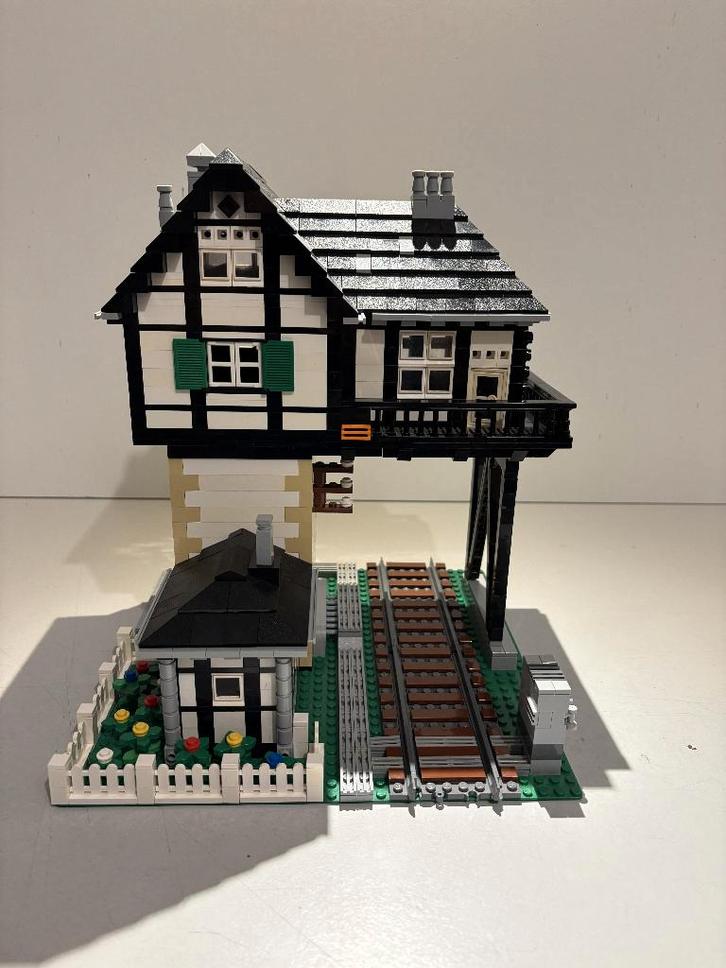 MOC LEGO trein seinhuis, Kinderen en Baby's, Speelgoed | Duplo en Lego, Gebruikt, Lego, Complete set, Ophalen of Verzenden