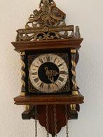 Zaanse Klok - Goed lopend en rijk versierd, Antiek en Kunst, Antiek | Klokken, Ophalen