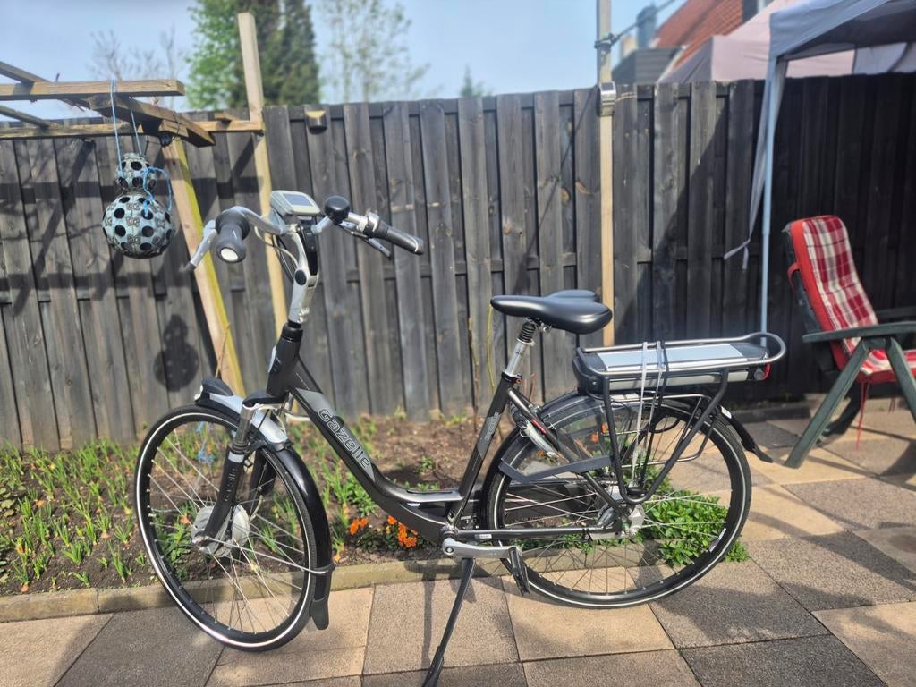 Gazelle  dames fiets te koop, 55 cm of meer, Ophalen, Minder dan 10 versnellingen