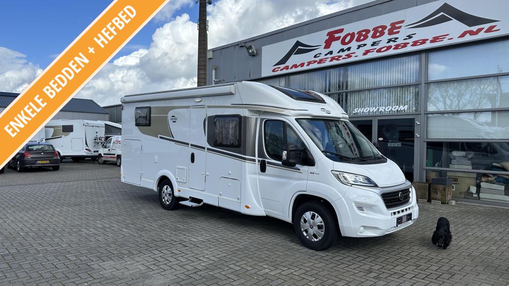 TOPstaat 4 persoons Carado T448 '20 2.3Mj 140pk 80dkm, Ringverwarming, Fiat, Koelkast, Bedrijf