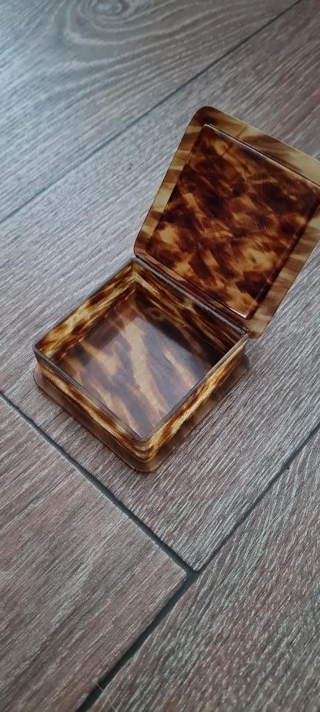 Antiek sieraden doosje van schildpad., Ophalen of Verzenden, Overige materialen, Overige typen