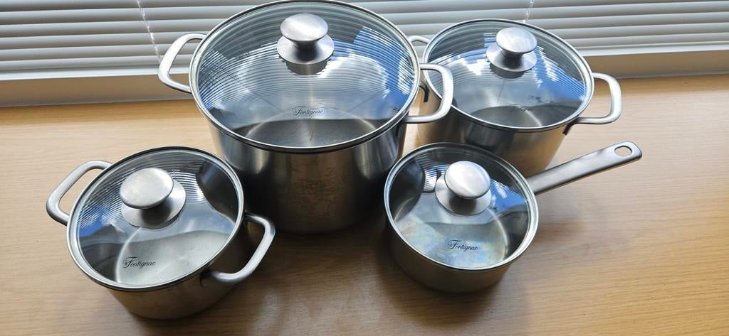 Fontignac Pannenset 4 delig, Huis en Inrichting, Keuken | Potten en Pannen, Ophalen of Verzenden, Gebruikt, Rvs, Pannenset