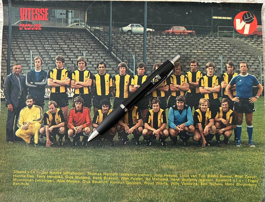Poster FC Vitesse Arnhem uit 1977, Ophalen of Verzenden, Gebruikt, A1 t/m A3, Sport