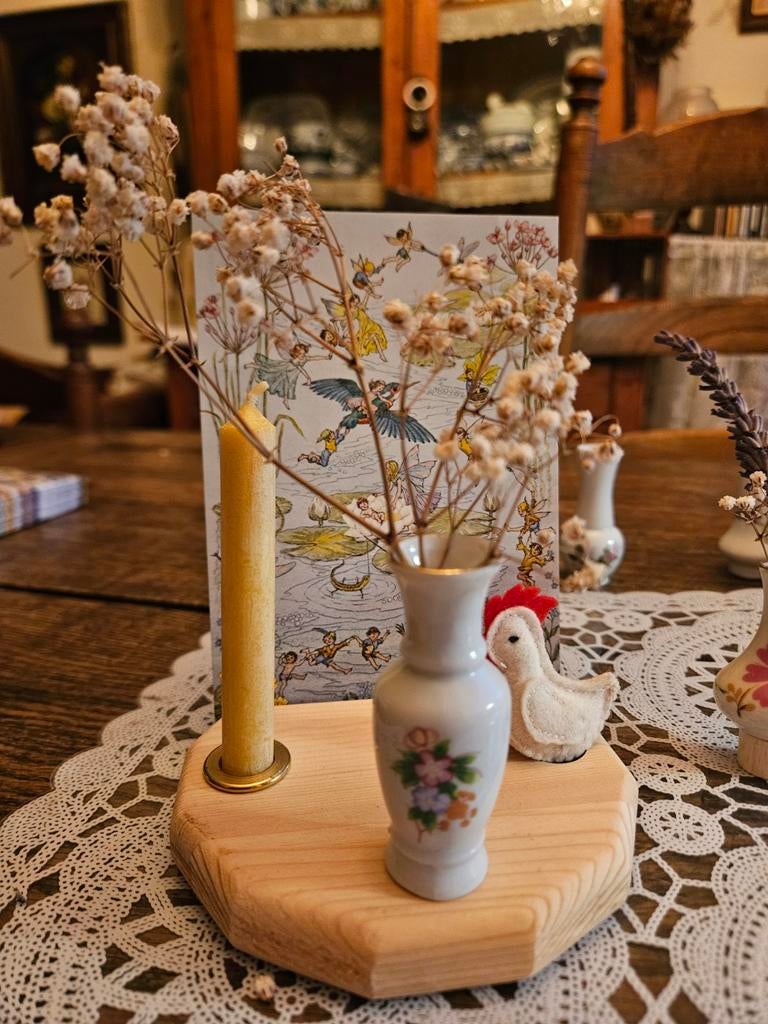 Porceleinen vaasje/ steker voor de jaarring, Ophalen of Verzenden