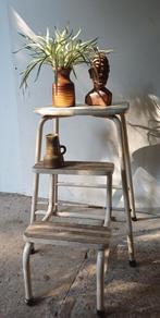 Mooi vintage brocante opstapje huishoudtrapje inklapbaar, Ophalen of Verzenden, Gebruikt, Hout