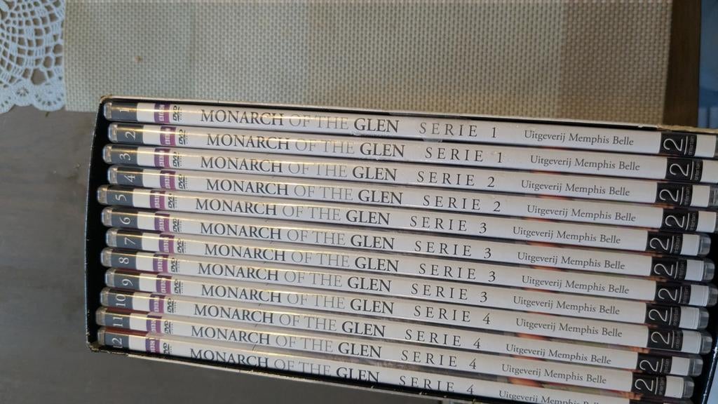 Monarch of the Glen 12 dvd drie 1tm4, Cd's en Dvd's, Dvd's | Tv en Series, Vanaf 12 jaar, Ophalen of Verzenden, Zo goed als nieuw
