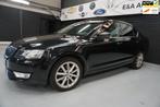 Skoda Octavia 1.6 TDI AUTOMAAT /PANORAMA / NAP /EX BPM €84, Auto's, Skoda, Euro 5, Gebruikt, 4 cilinders, Electronic Stability Program (ESP)