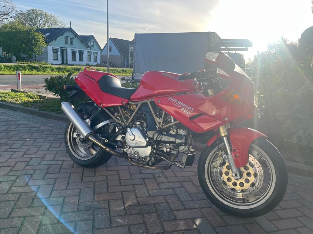 Ducati 750ss SUPERSPORT 1997 NUDA 28XXXkm, Motoren, 2 cilinders, Occasion, Motorrijbewijs A, Super Sport