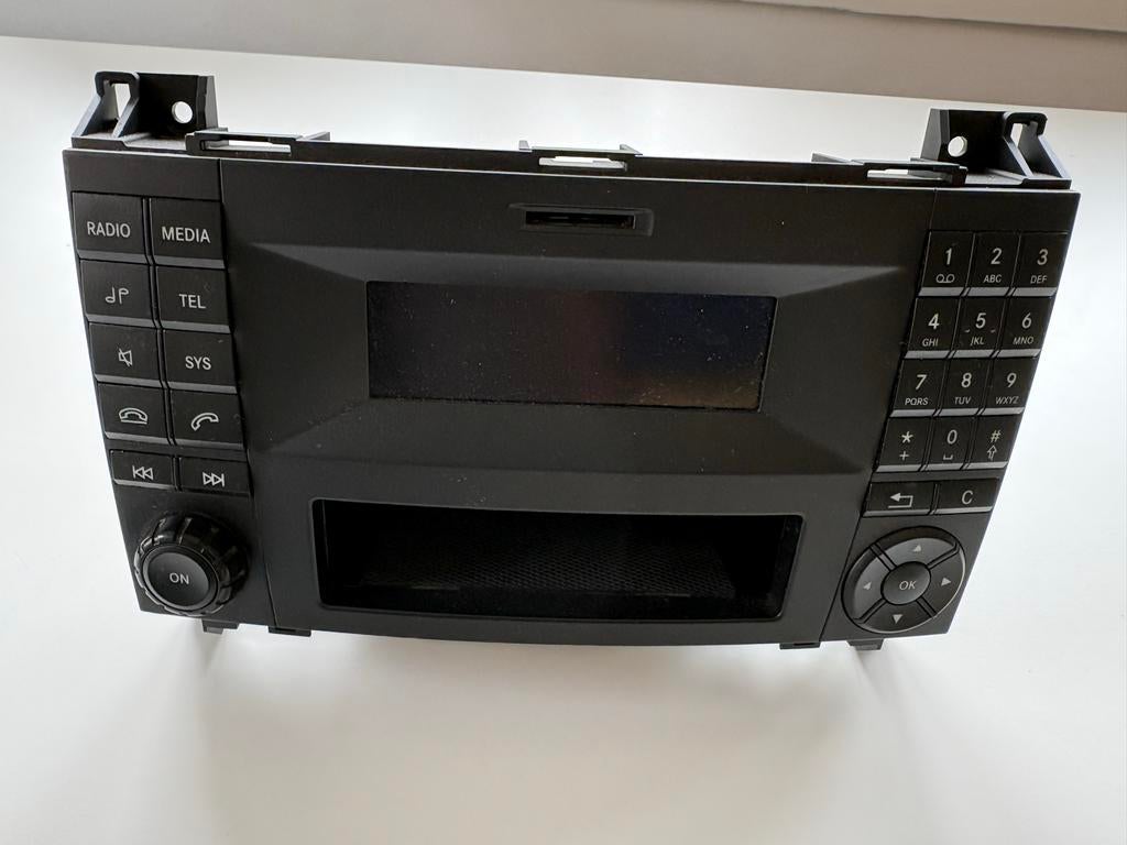 Mercedes-Benz Audio 20 Radio CD Speler W204 W212 - Sprinter, Ophalen of Verzenden, Gebruikt