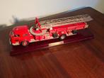 Franklin Mint - Brandweerwagen (1954 American LaFrance), Ophalen of Verzenden, Gebruikt, Bus of Vrachtwagen