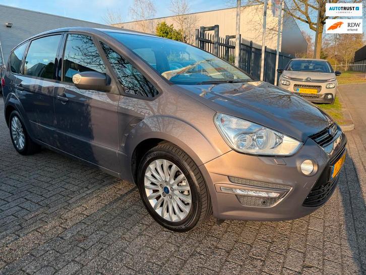Ford S-MAX 1.6 EcoBoost Titanium 7p. navi, cruise, elec pakk, Auto's, Ford, Bedrijf, Te koop, S-Max, ABS, Airbags, Airconditioning