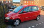 Fiat Idea 1.4 16V 2006 Rood 6 bak Motor defect!!, Voorwielaandrijving, 15 km/l, Idea, 400 kg