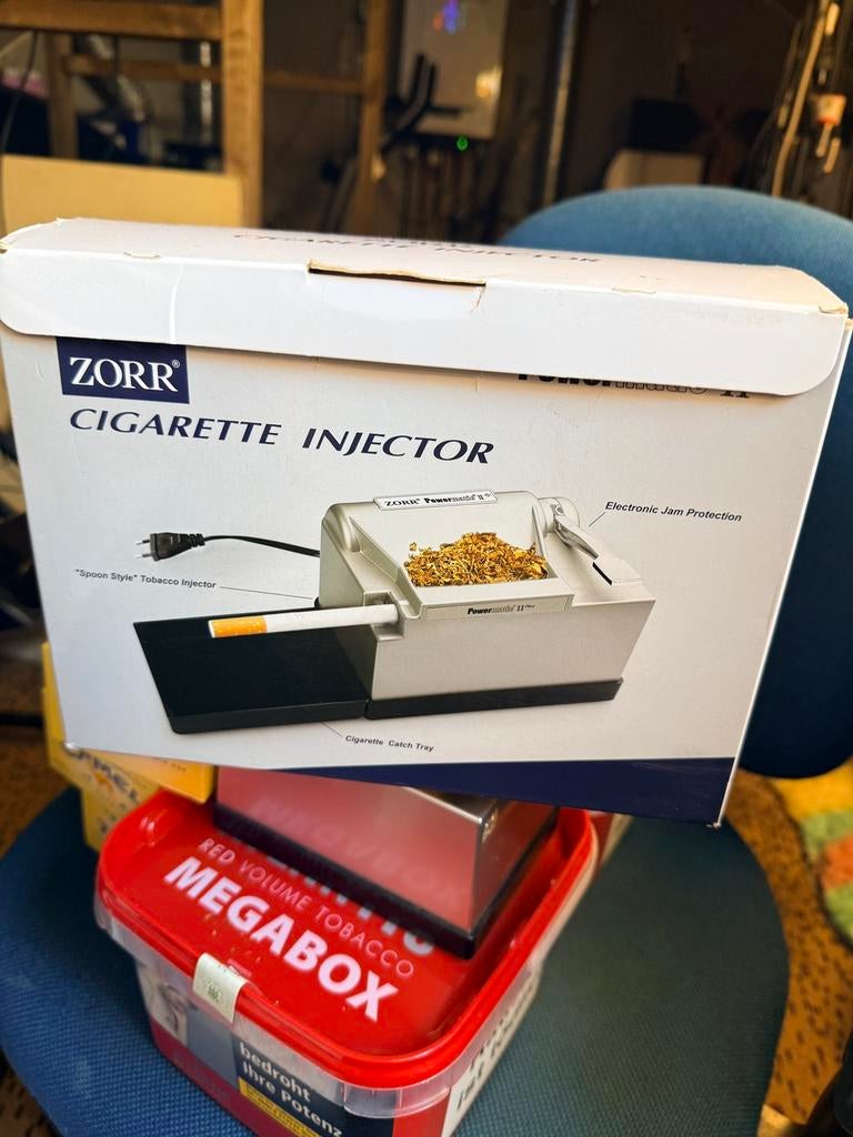 Zorr sigaretten machine, Ophalen, Zo goed als nieuw