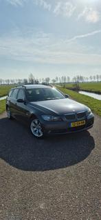 BMW 3-Serie 325 Touring AUT dealer onderhouden, Automaat, Achterwielaandrijving, Zwart, 2497 cc