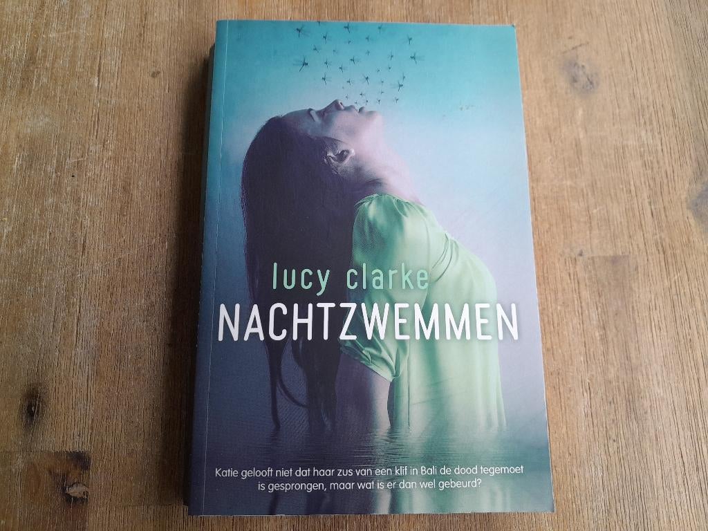 Lucy Clarke/ Nachtzwemmen, Ophalen of Verzenden, Gelezen