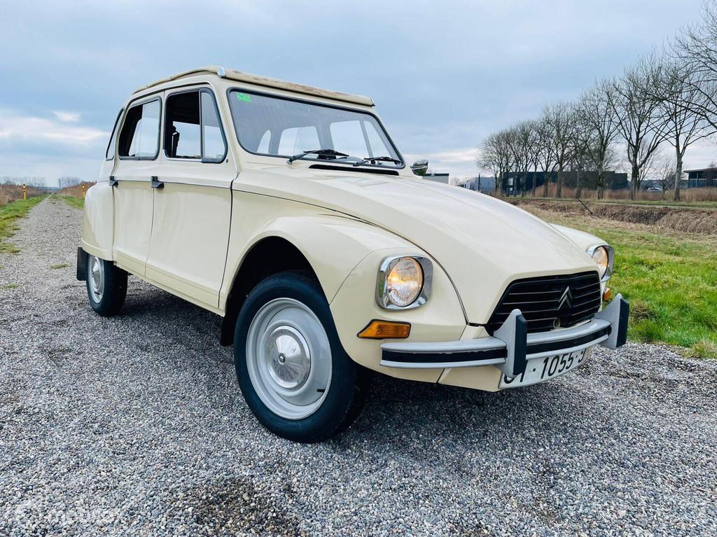 Dyane 6 beige gazelle 63.470 km 05-1978 | Import Spanje, Auto's, Citroën, Bedrijf, Te koop, Overige modellen, Open dak, Benzine
