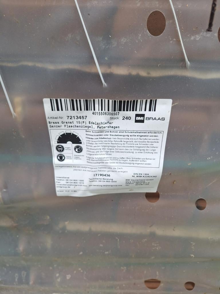 Nieuwe dakpannen, mulden, 120 stuks, Ophalen, Steen of Klei, Zwart, Nieuw