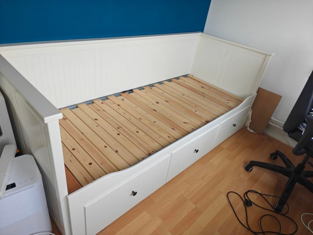 Ikea uitschuifbaar bed / slaapbank met opberglades, Huis en Inrichting, Slaapkamer | Bedden, Ophalen of Verzenden