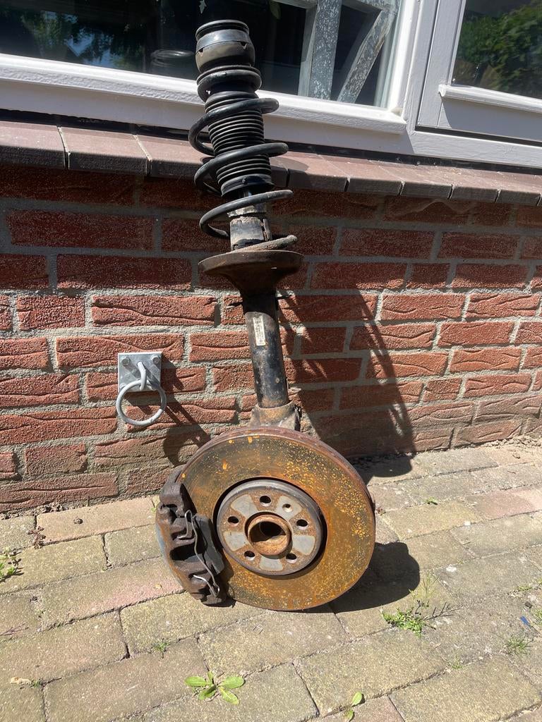 voorveerpoten Seat Leon 1M (MK1) met fusee en remmen, Ophalen, Gebruikt, Seat
