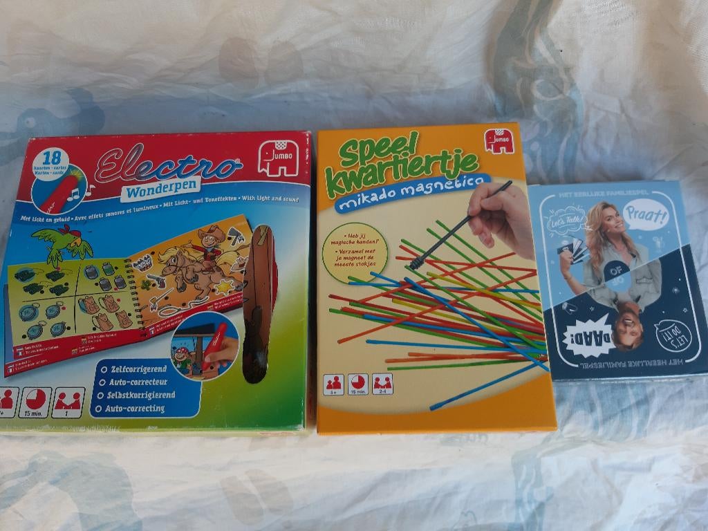 Praat of daad - familiespel – Wintereditie, Een of twee spelers, Ophalen, Zo goed als nieuw, Reisspel