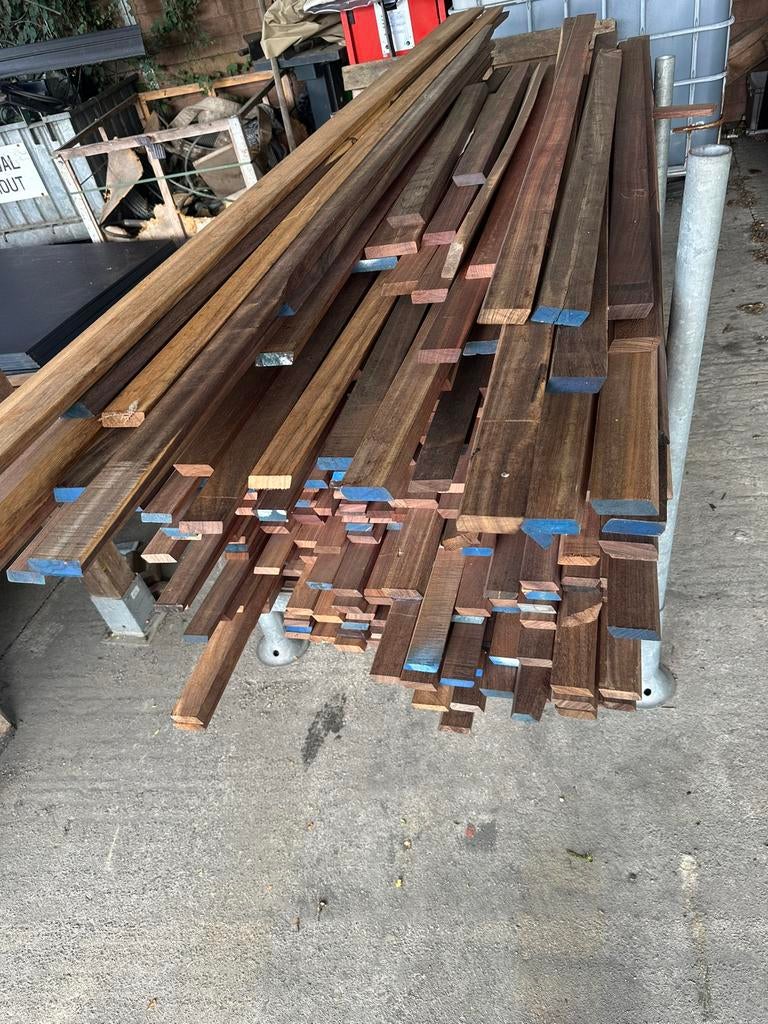 Parallelle padouk hard hout thermisch gemodificeerd, Minder dan 25 mm, Nieuw, Ophalen of Verzenden, Plank