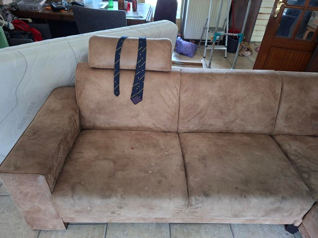Gratis Gebruikte Hoekbank - Comfortabel en Ruim, Huis en Inrichting, Banken | Bankstellen, Ophalen, 250 tot 300 cm, Gebruikt, 100 tot 125 cm