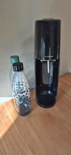 Sodastream inclusief 2 flessen en lege cilinder, Ophalen of Verzenden