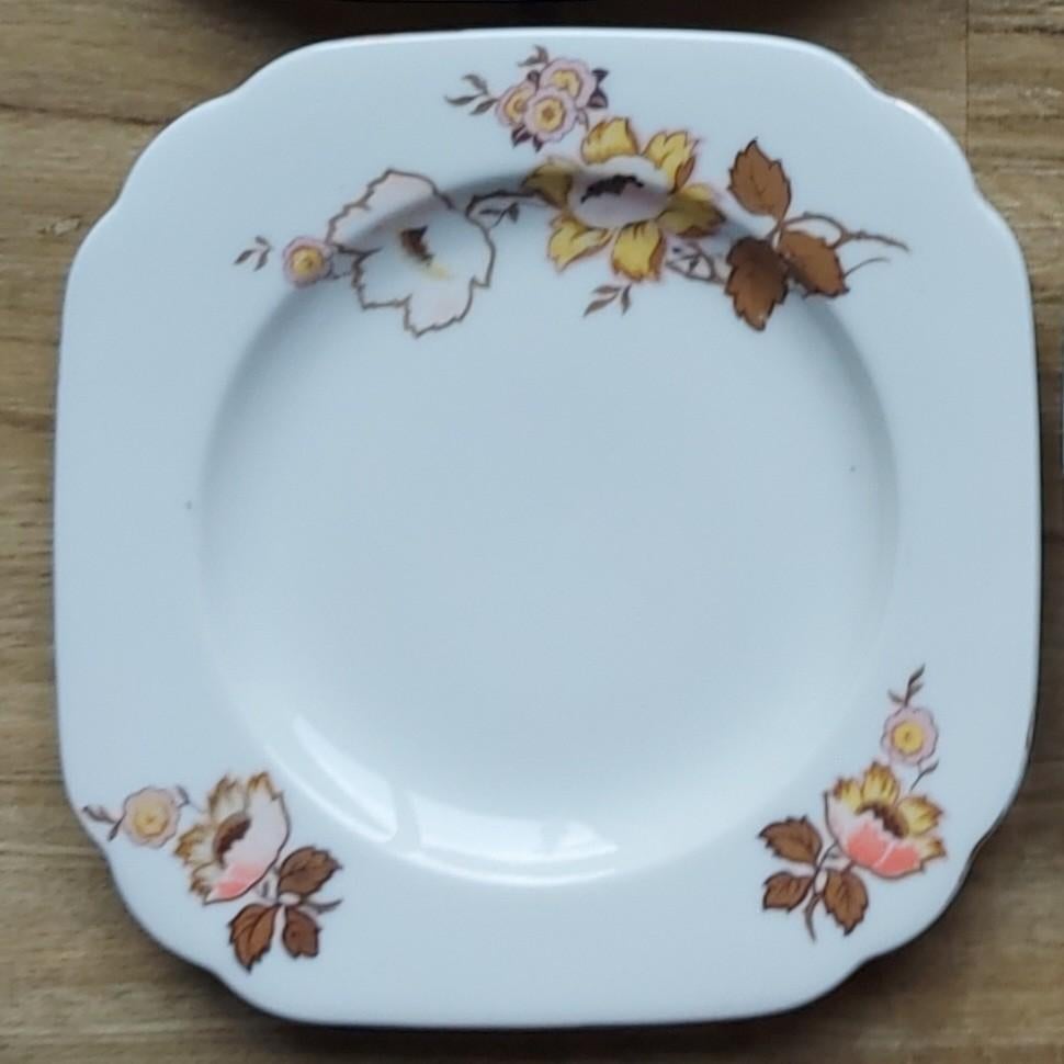 TK Thun Bohemia 6 oude gebloemde gebaksbordjes - 15cm, Huis en Inrichting, Keuken | Servies, Ophalen of Verzenden, Gebruikt, Overige stijlen