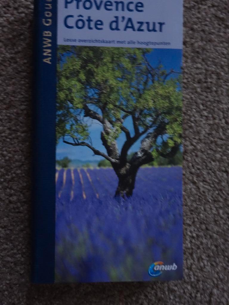 Reisgids Provence en Côte d' Azur, Overige merken, Europa, Ophalen of Verzenden, Zo goed als nieuw