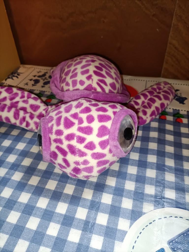 Nicky Toy schildpad knuffel paars met wit 29 cm groot, Ophalen of Verzenden, Zo goed als nieuw, Overige typen