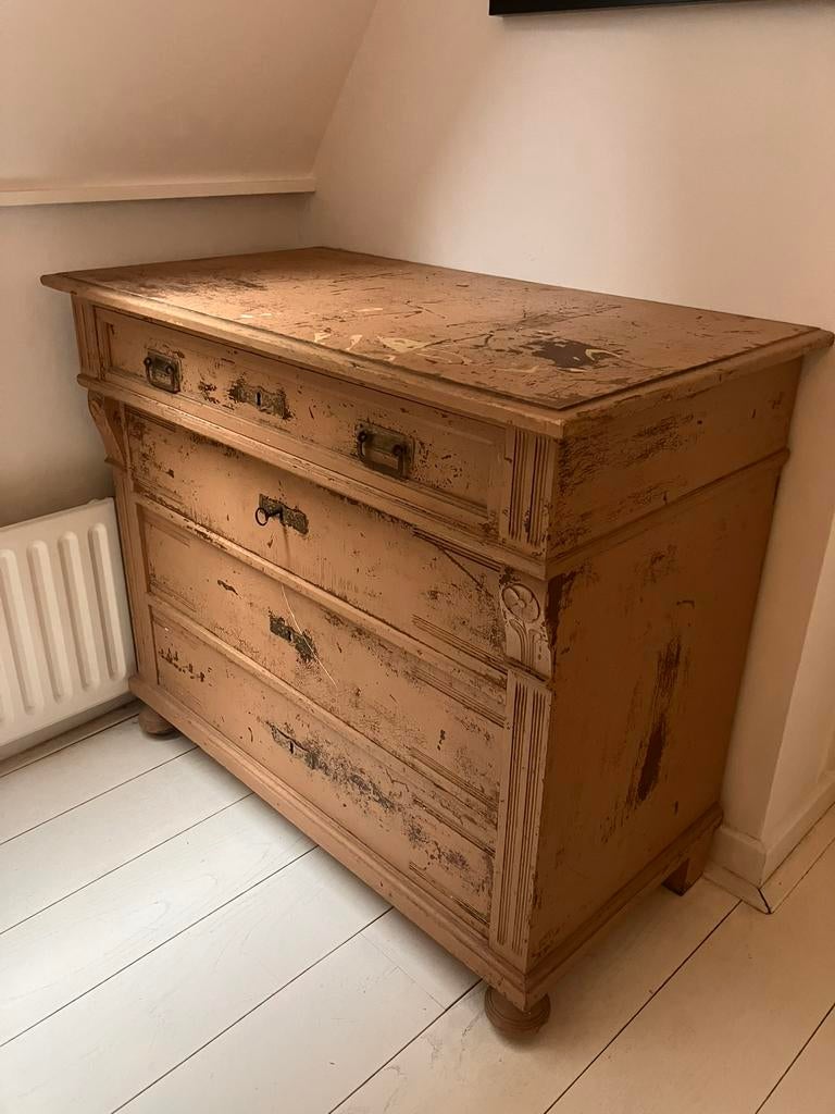 Antieke Franse ladekast / commode oud roze, Huis en Inrichting, Kasten | Ladekasten, 100 tot 150 cm, Ophalen of Verzenden, Zo goed als nieuw